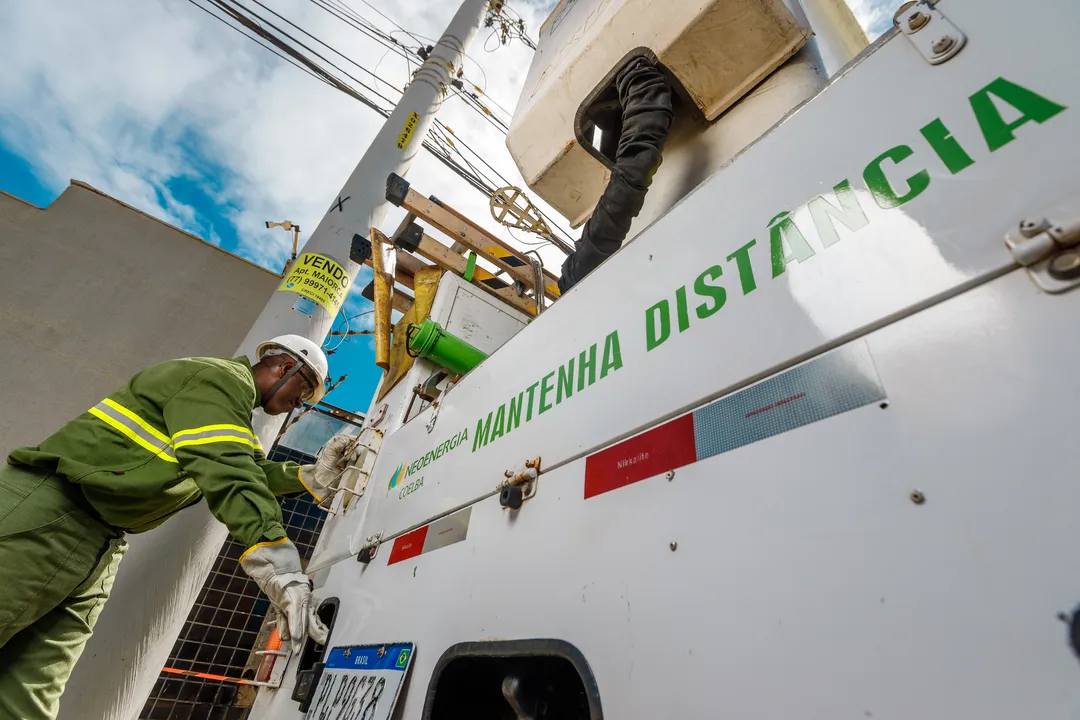 11 bairros de Salvador estão suspensão programada de energia nesta segunda-feira (19)