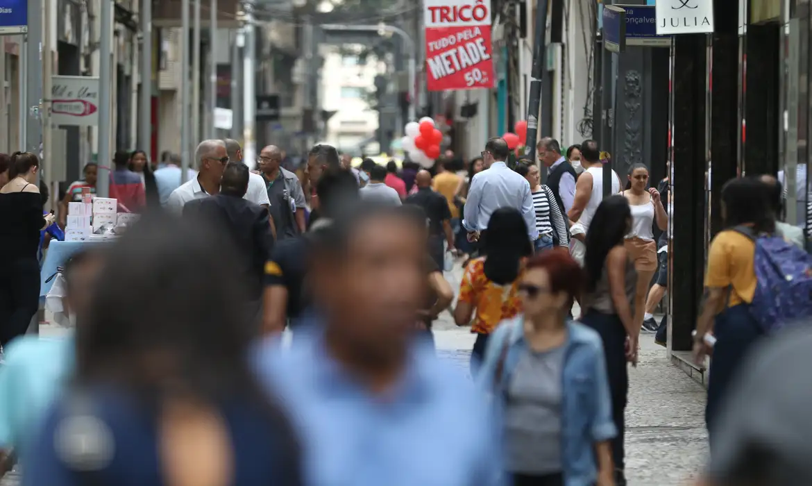 Câncer cresce entre adultos mais jovens e preocupa especialistas
