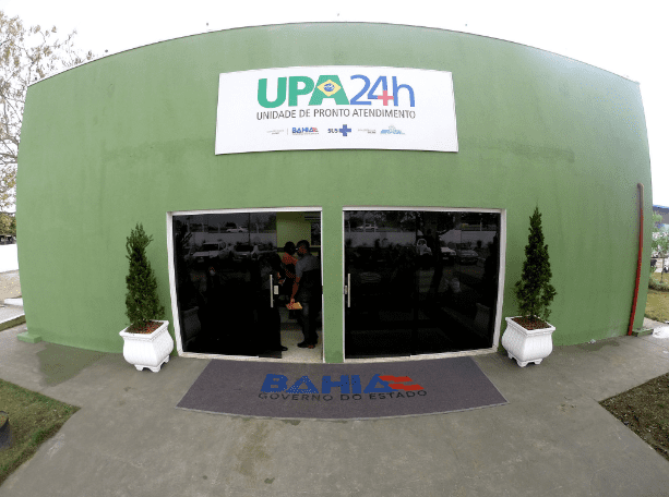 Trabalhadores da UPA de Senhor do Bonfim cobram pagamentos pendentes