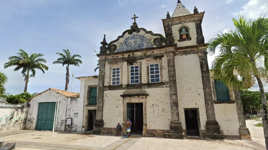 Após vistorias do Iphan e da Defesa Civil, mais cinco igrejas são interditadas em Salvador