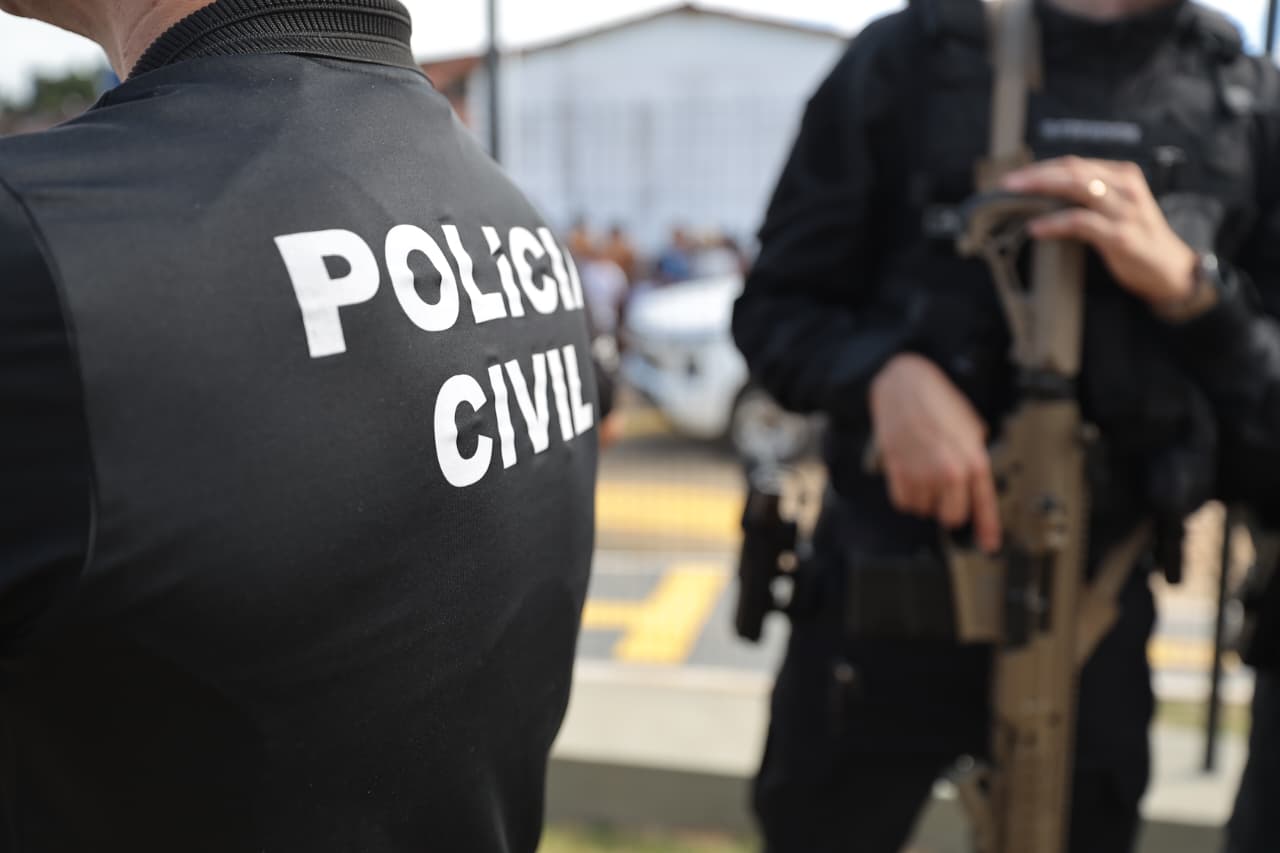Suspeito de se passar por PM para aplicar golpes em mulheres é preso por receptação