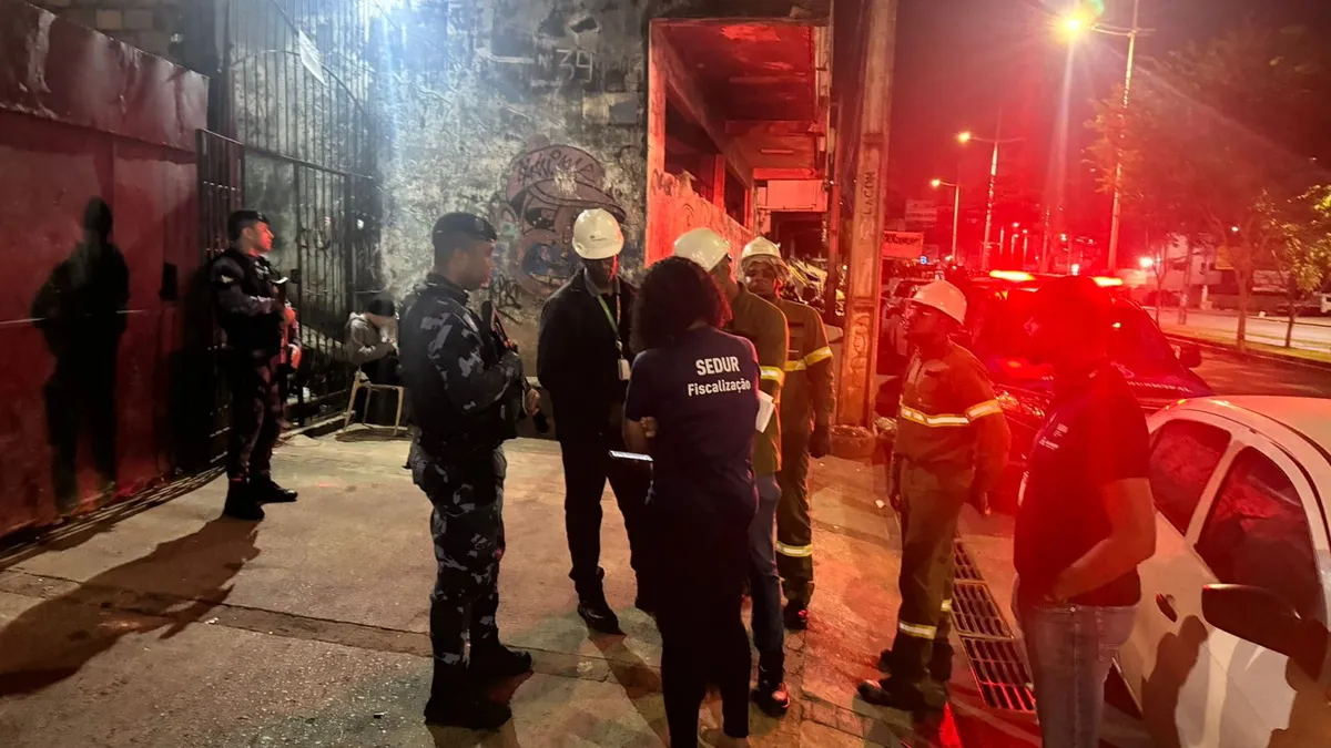 Ferro-velho irregular é fechado em Salvador