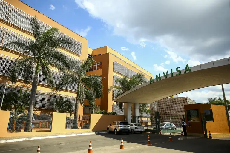 Anvisa aprova novos medicamentos para dois tipos de câncer