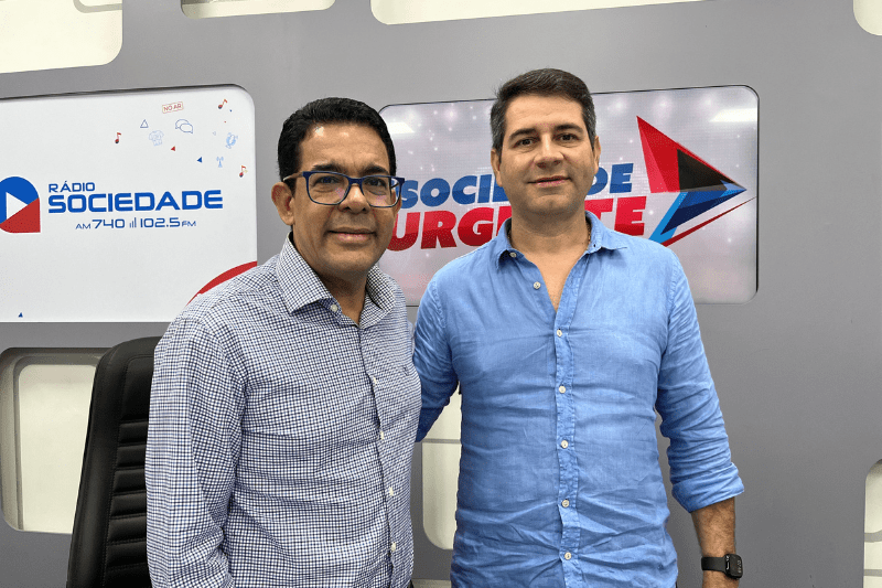 Adelson Carvalho entrevista Saulo Faria