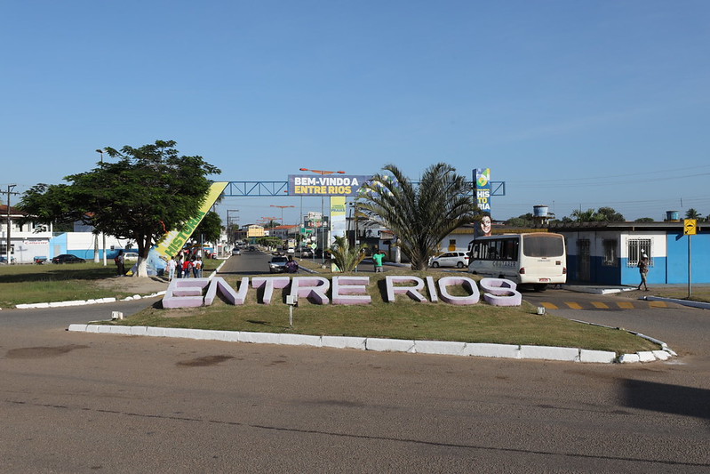 Prefeito de Entre Rios é notificado pelo TCM