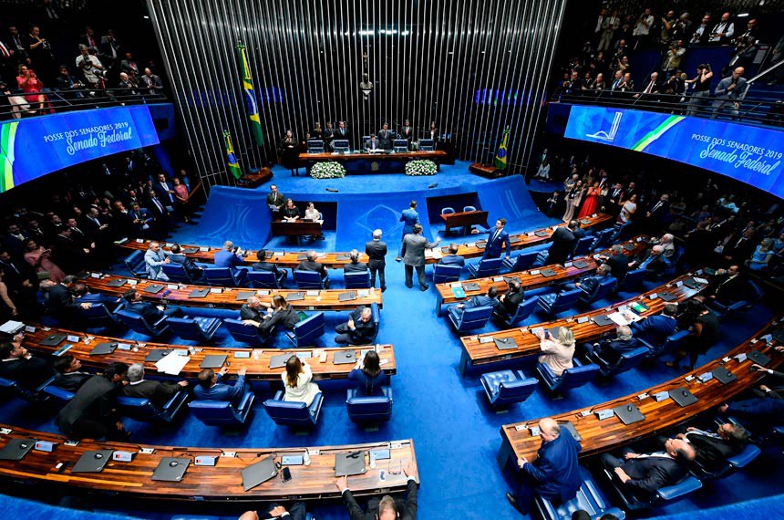 Senado retoma debate sobre fim da escala 6x1