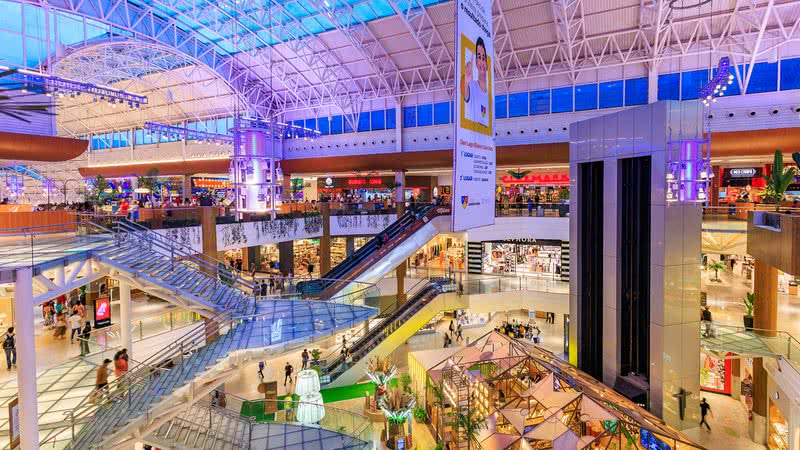 Explosão em restaurante deixa dois feridos em Shopping de Salvador 
