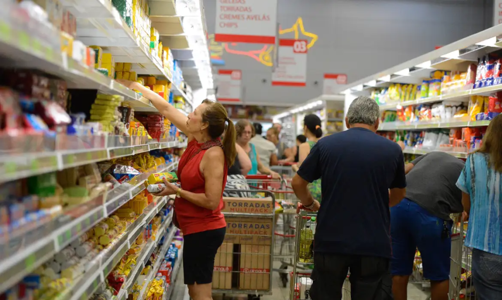 Inflação para famílias com renda mais baixa fica em 0,19%