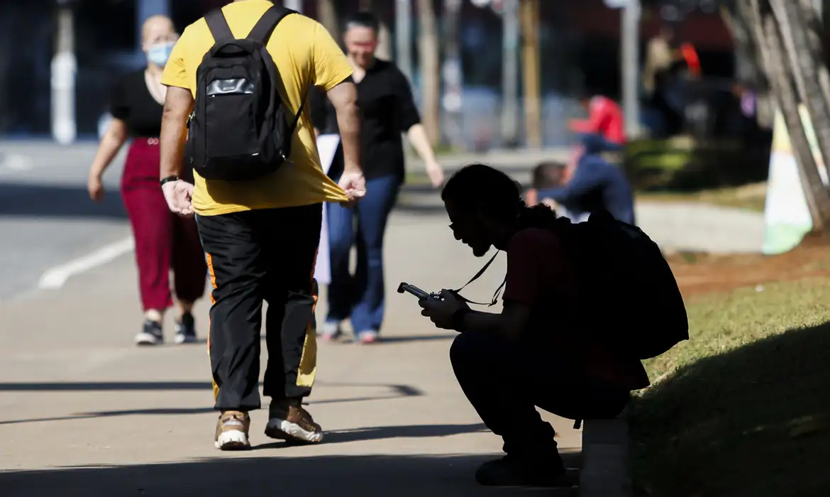 Estágio conta para aposentadoria? Veja quando é possível