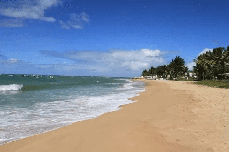 Camaçari proíbe churrasqueiras nas praias até março de 2026