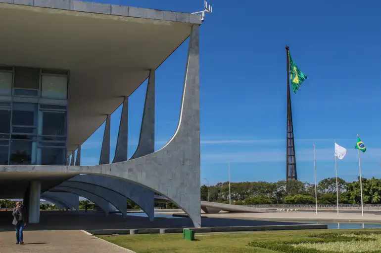 Candidato à Presidência é internado em São Paulo
