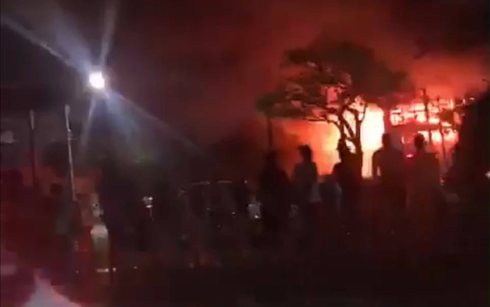 Polícia Federal investiga incêndio que atingiu prédio da UFPE