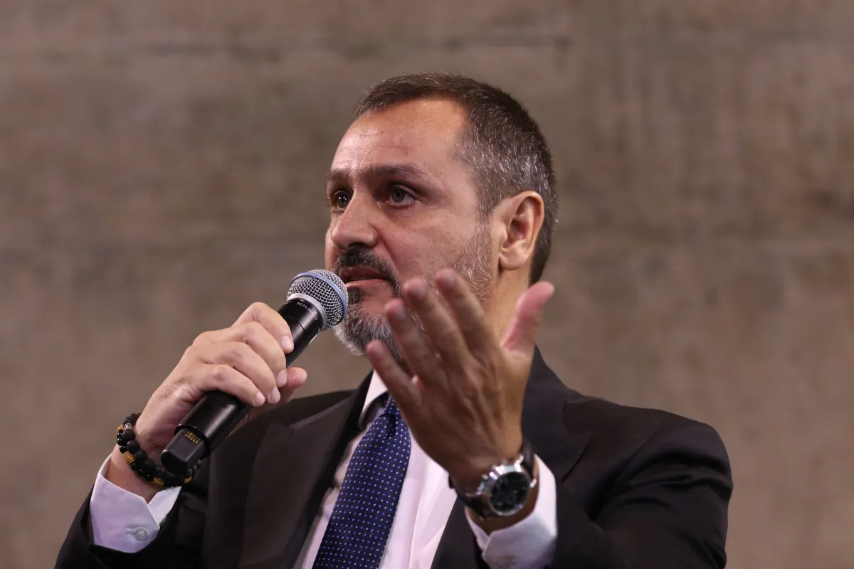 Chefe da PF diz que instituição atua sem proteger ou perseguir
