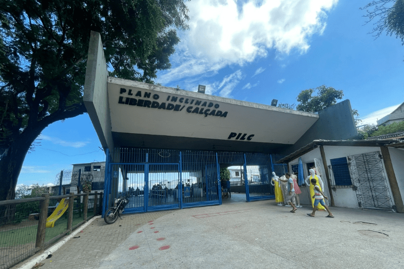 Plano Inclinado Liberdade–Calçada é interditado para obras