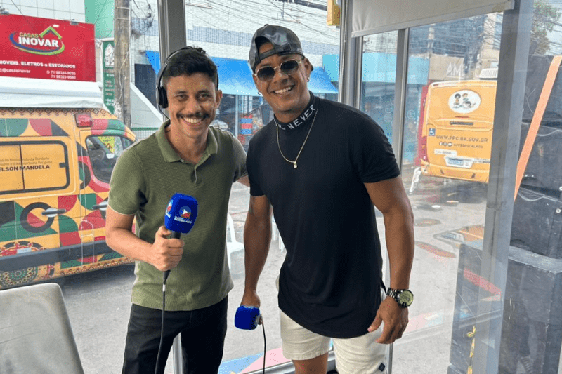 Tito César leva música e alegria ao projeto Sociedade nos Bairros