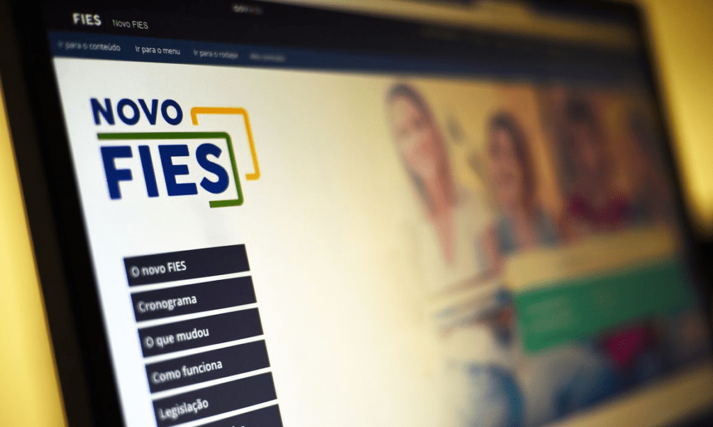 Sancionada lei que trata sobre a renegociação de dívidas do Fies