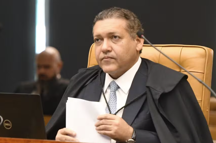 Nunes Marques rejeita proposta de restrição a canais políticos no WhatsApp