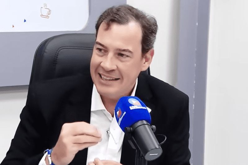 Contribuir pelo teto do INSS não garante aposentadoria máxima, alerta especialista