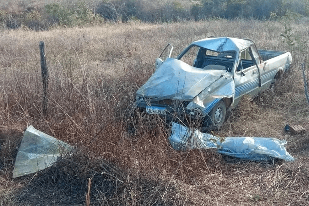 Acidente deixa dois mortos e quatro feridos em Sebastião Laranjeiras (BA)