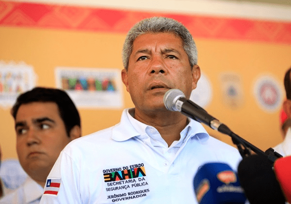 Em nova promessa, governador diz que uso de câmeras por PMs será anunciado nos próximos dias