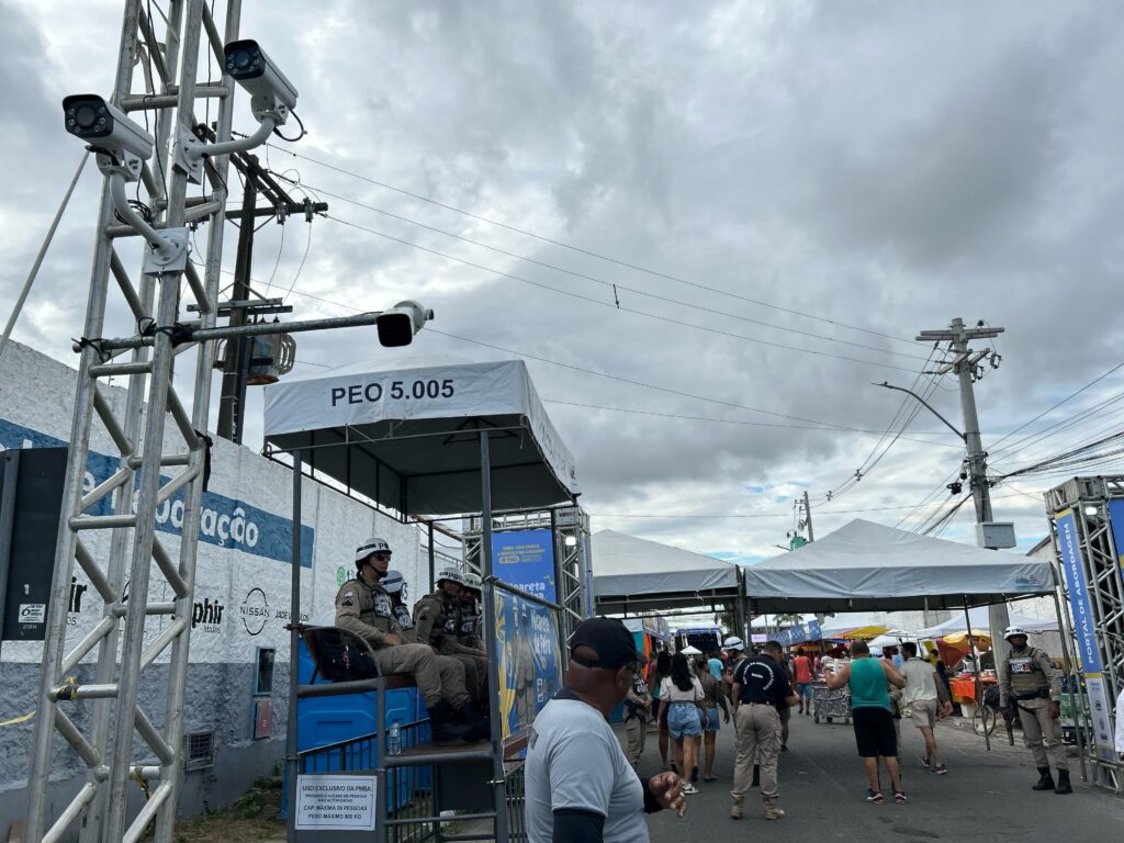 Sistema registra 350 mil pessoas no primeiro dia da Micareta de Feira