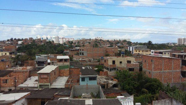 Tiroteio no Bairro da Paz: Suspeito morre e comparsa é preso