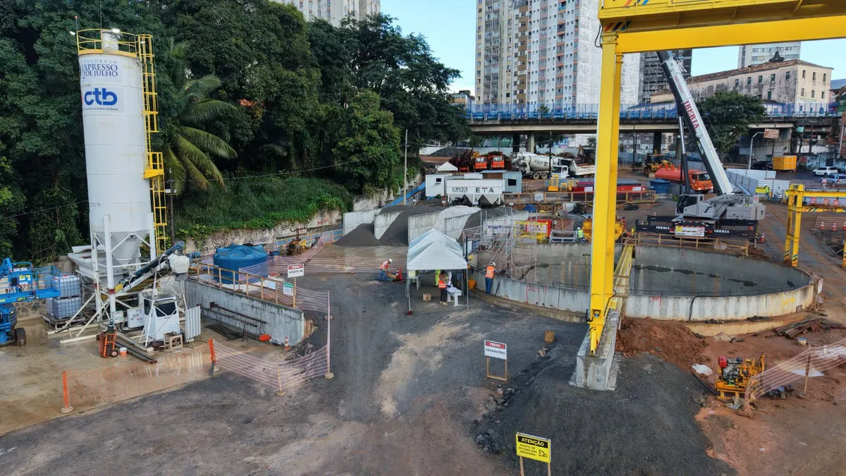 Obras do metrô avançam em Salvador