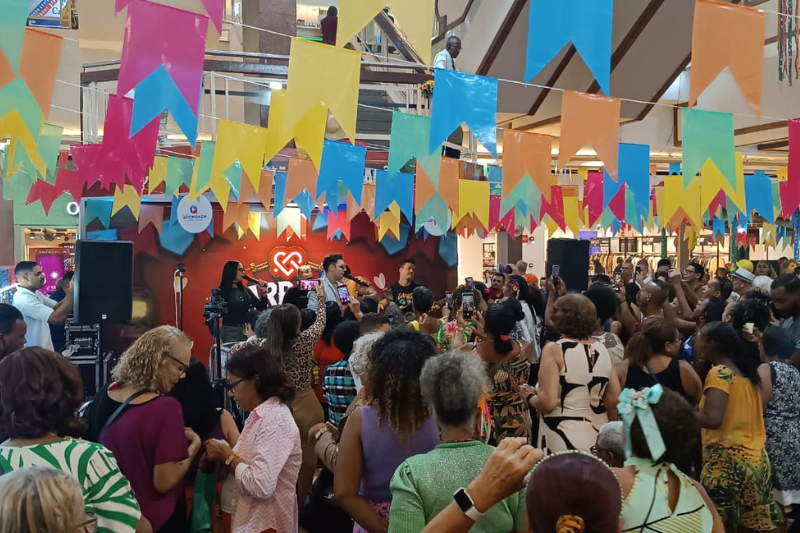 Arrocha e forró se misturam no Arraiá Sociedade