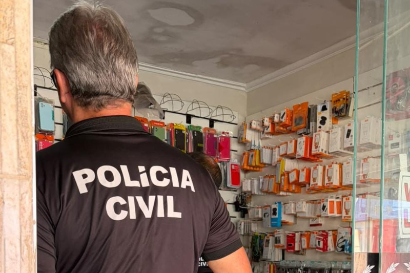 Operação apreende celulares em Barreiras