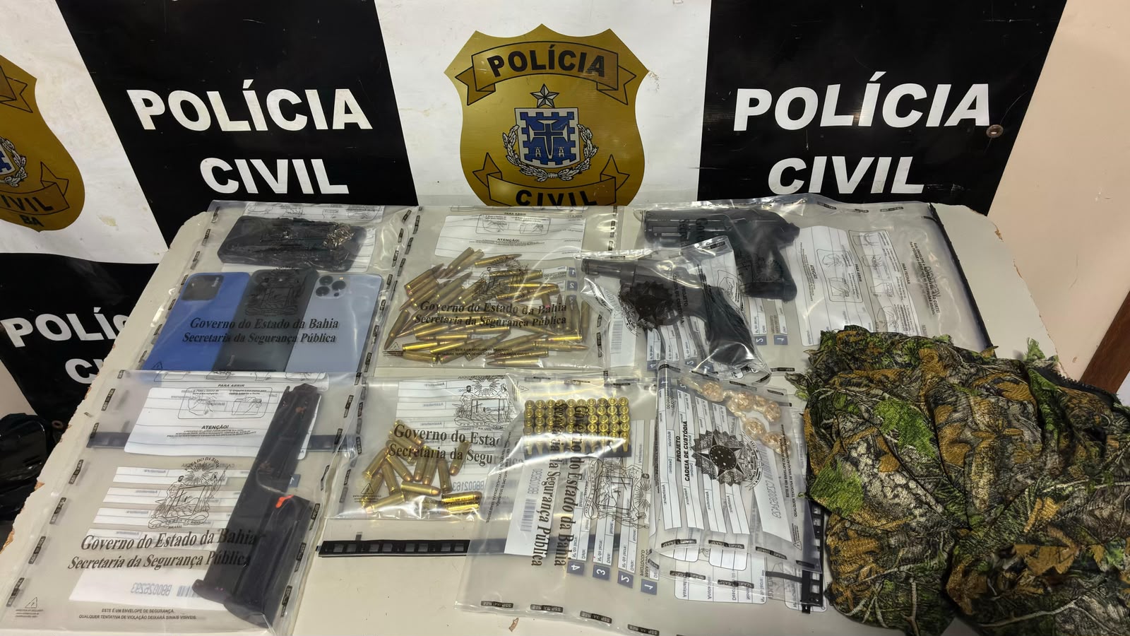 Dois suspeitos de integrar grupo criminoso morrem durante operação policial em Eunápolis