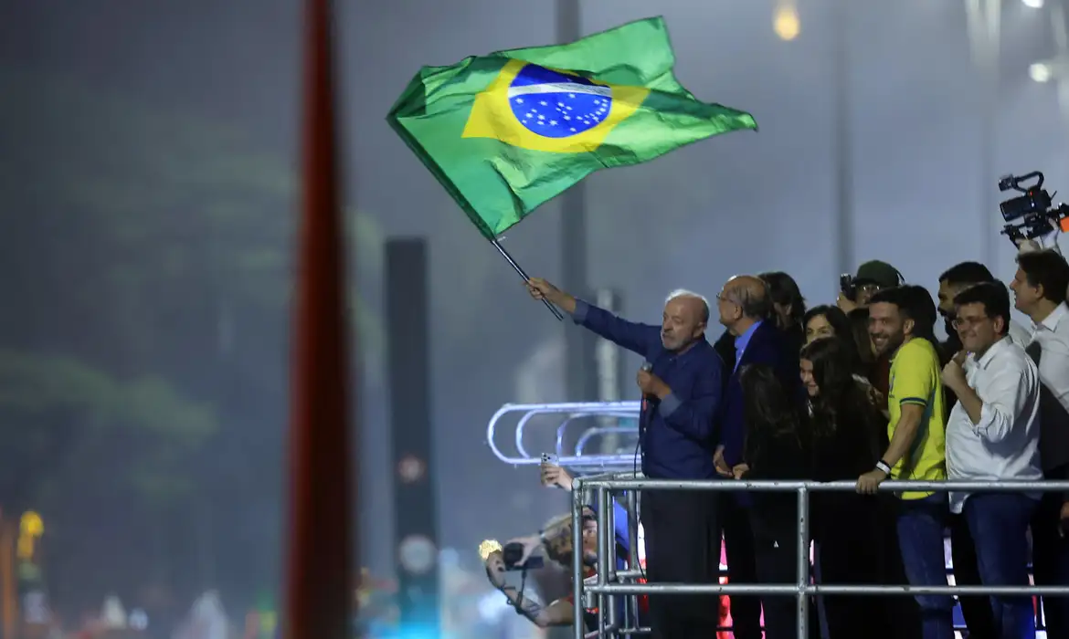 Lula vence em Feira de Santana com mais de 234 mil votos no segundo turno