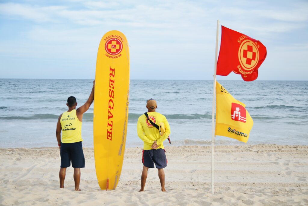 Salvamar alerta para riscos do mar e correntes de retorno em Salvador