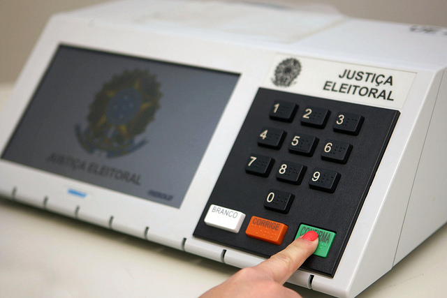 Confira dicas para evitar filas e quais documentos necessários para votar neste domingo (4)