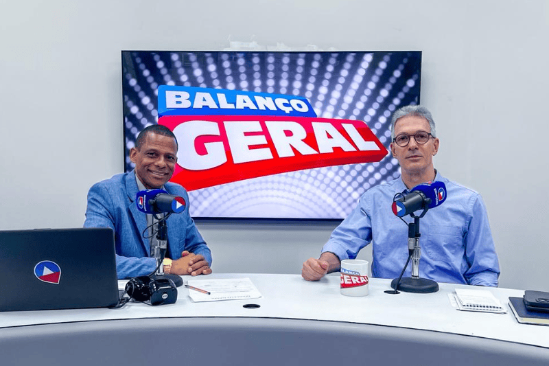 Zema critica PT e afirma que recuperou Minas durante entrevista a Rádio Sociedade