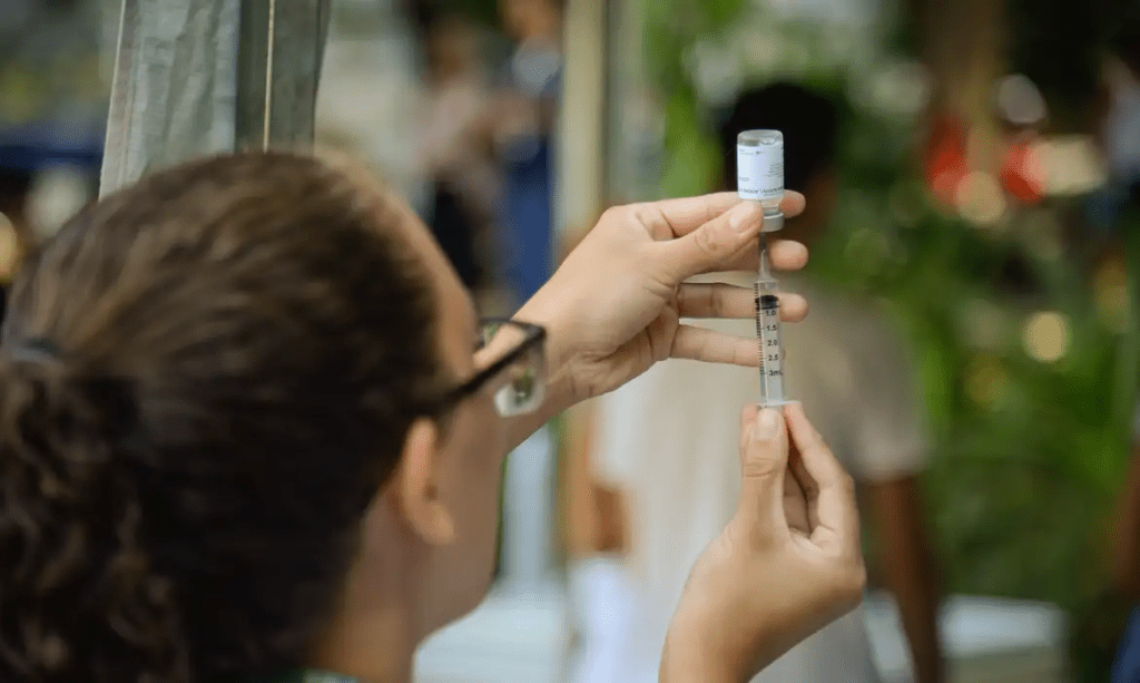 Vacina contra gripe é ampliada para pessoas acima de 6 meses