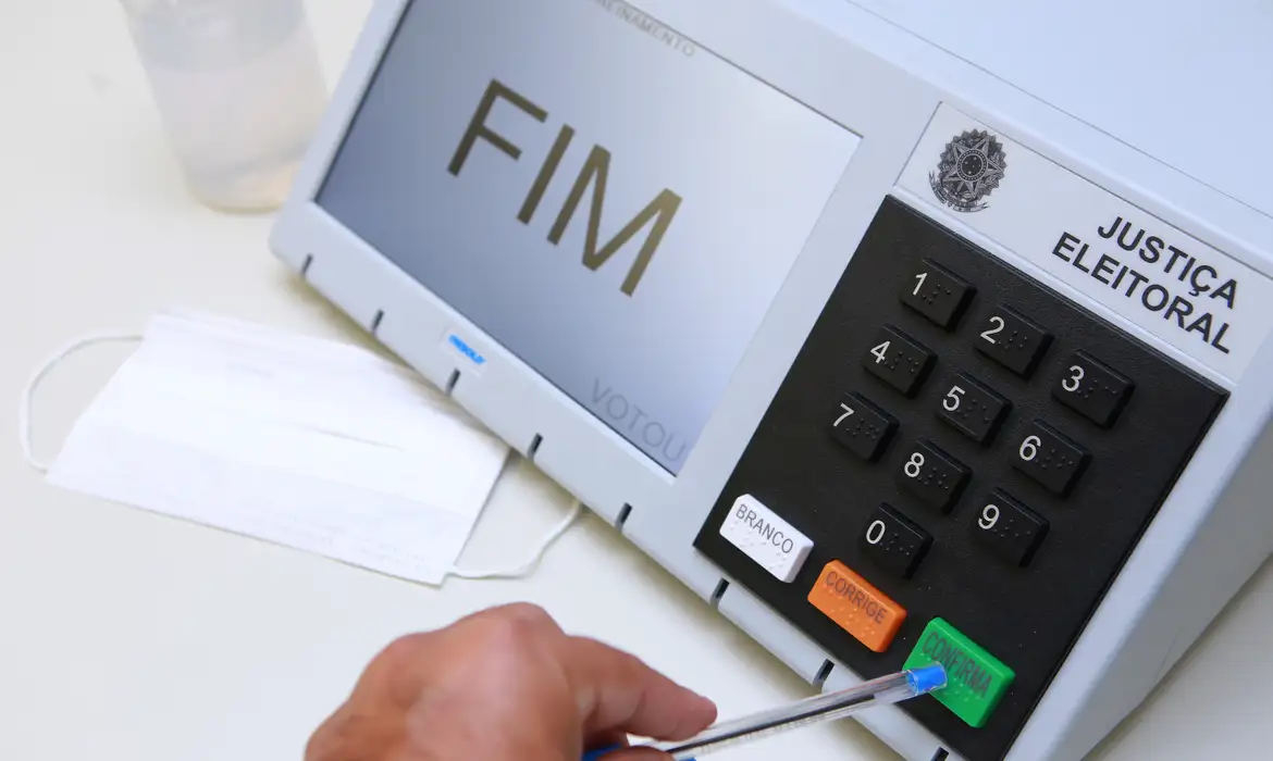 TRE-BA registra substituição de urnas eletrônicas em 12 municípios da Bahia