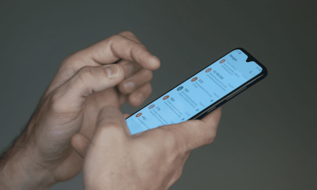 No WhatsApp, Disque 100 vai receber denúncia de ataque a escolas
