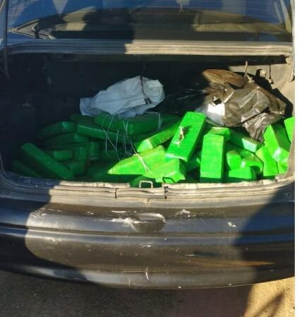 Polícia Militar apreende 90 tabletes de drogas em abordagens a motoristas no interior da Bahia; veja