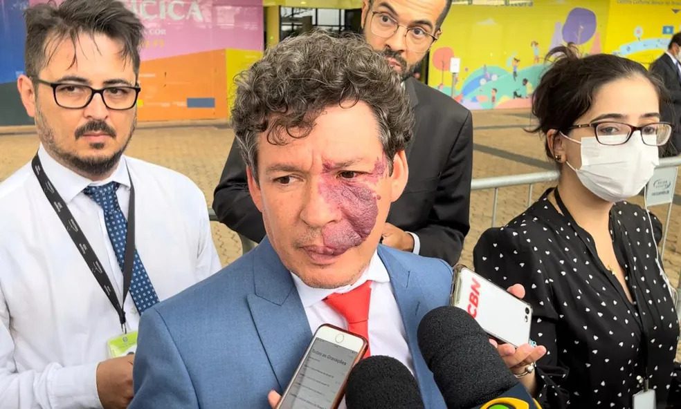 Líder do PT acredita que PEC da Transição deve ser aprovada no Congresso em duas semanas