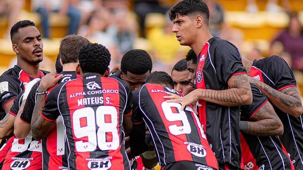 Vitória decepciona e segue sem vencer fora de casa