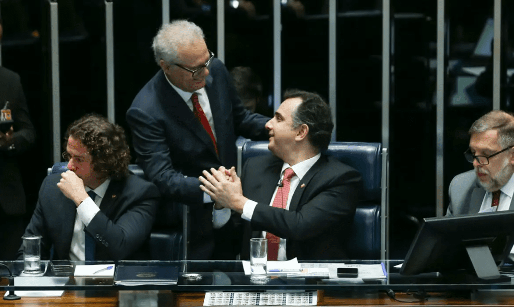 Senado aprova ampliação da faixa de isenção do imposto de renda