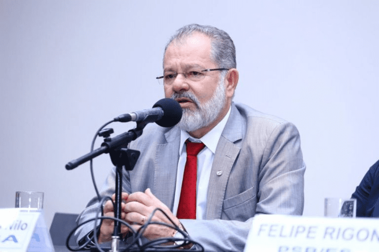 Marcelo Nilo critica “maioria esmagadora” de indicados do PT no TCM