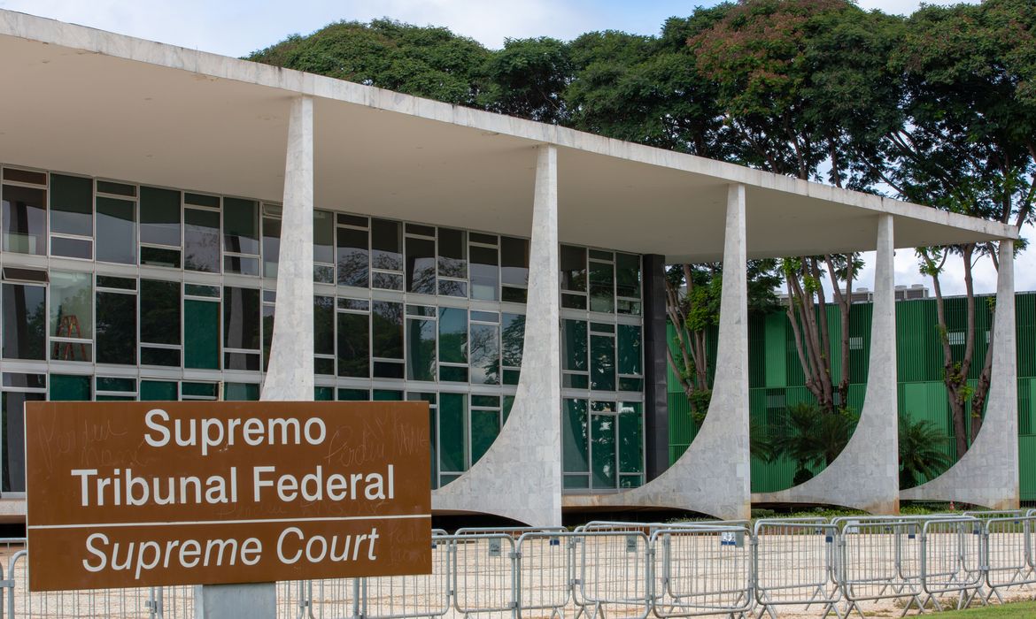 Partido Novo denuncia Moraes e Gonet ao STF em meio à crise do Banco Master