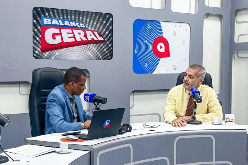 Dr. André Lavigne explica em entrevista a Rádio Sociedade sobre uso de laser em tratemento ocular